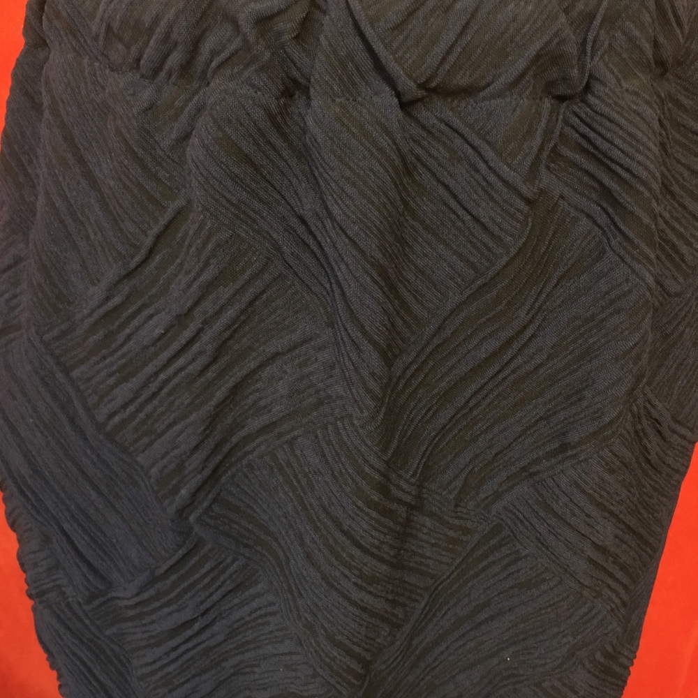 Issey Miyake textured ruched midi skirt blue & black size 2 - Picture 3 of 8